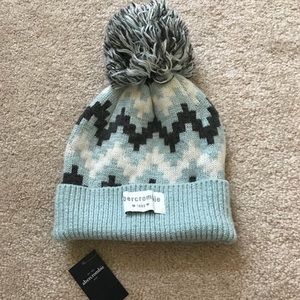 Abercrombie & Fitch winter beanie.